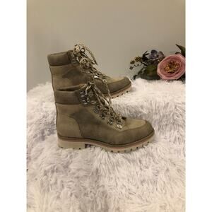 Crown Vintage Women’s Lace-up Boots 6M Faux Suede Upper Metal D Ring Lug Sole